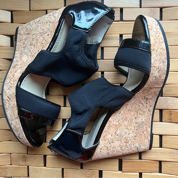 Adrienne Vittadini Black Chelle Cork Wedge Platform Heels Sandals Shoes Size 6.5 - Picture 3 of 9